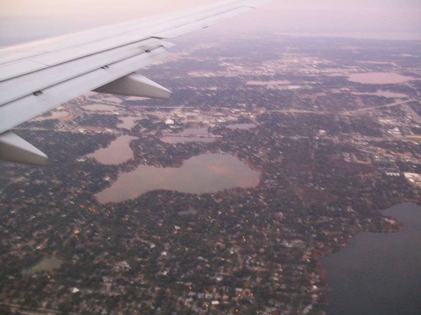 picture of Florida from the air showing many lakes